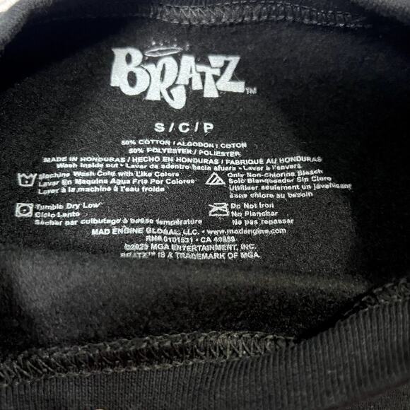 BRATZ Crew neck pullowever Sz Small - Picture 2 of 5